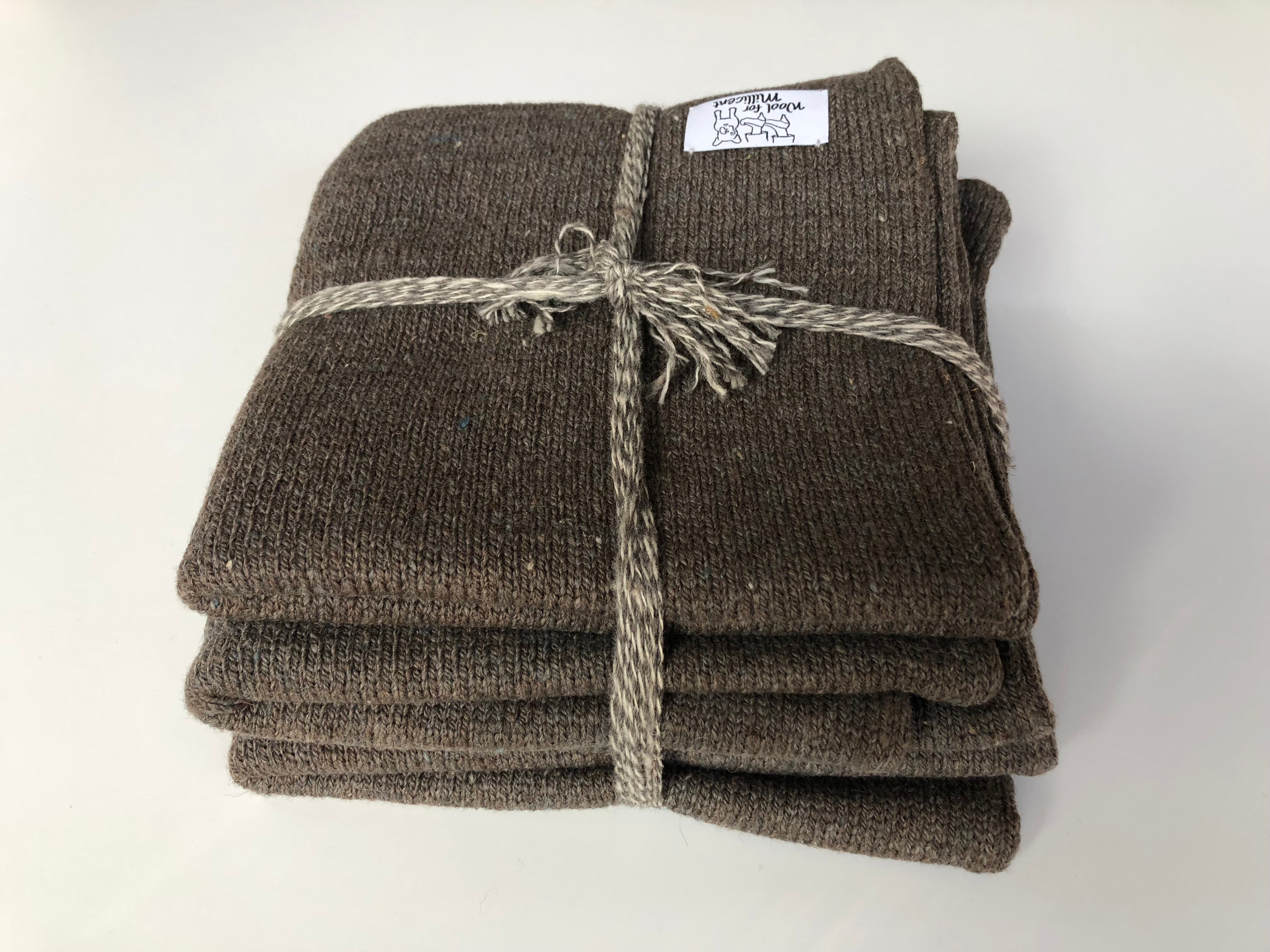 Set of 4 Pillow Case Brown